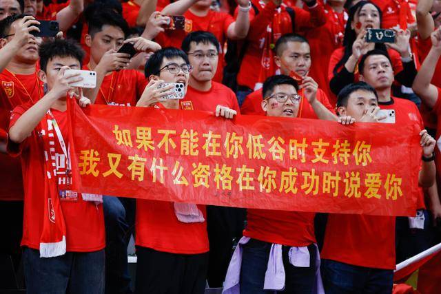 罗德里意外选择巴萨，曼城后腰或以七千万欧元重返西甲